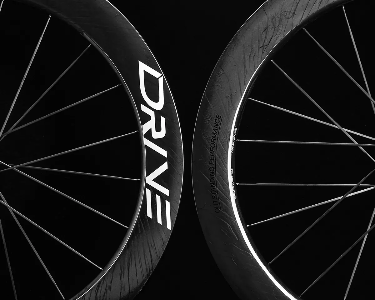 Drive-65D-Blcak-Hub-6-1.webp
