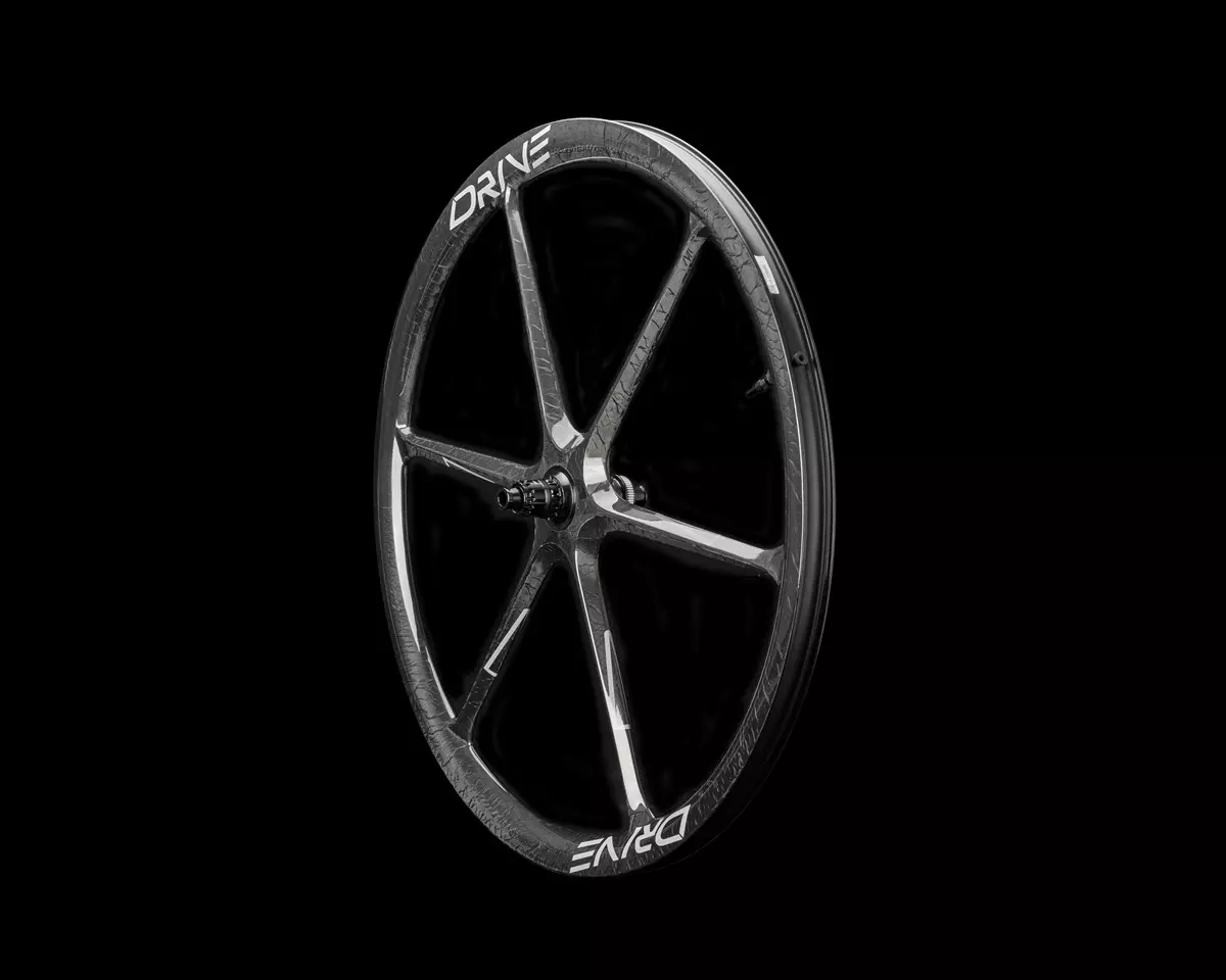 drive-six-gravel-5-1.webp